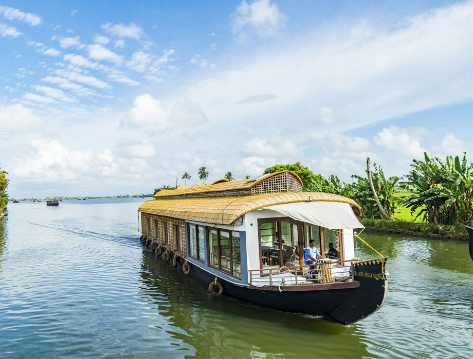 KERALA TOUR PACKAGE 6 NIGHTS 7 DAYS