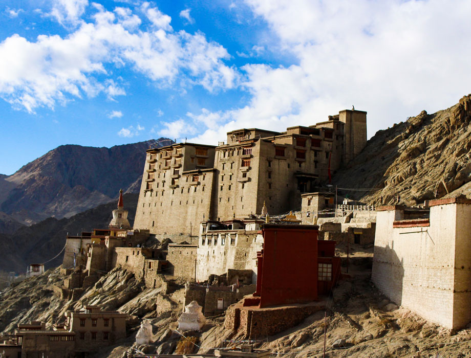 LADAKH SEASONAL TOUR PACKAGE 5 NIGHTS 6 DAYS