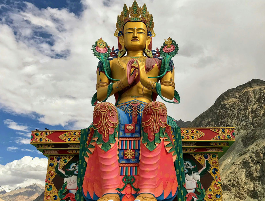 LADAKH SEASONAL TOUR PACKAGE 5 NIGHTS 6 DAYS