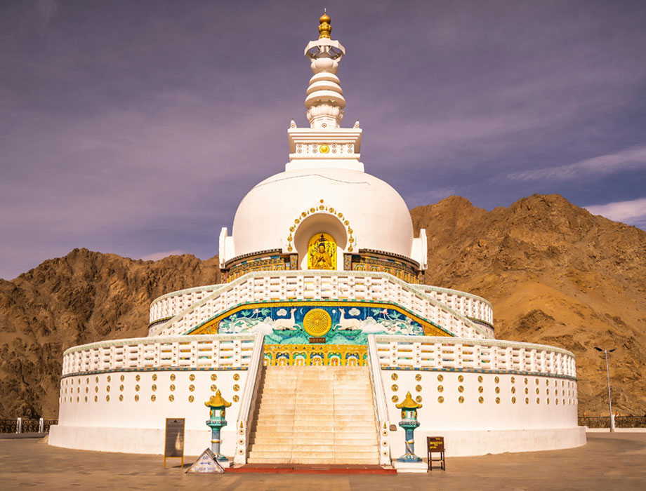 LADAKH SEASONAL TOUR PACKAGE 5 NIGHTS 6 DAYS